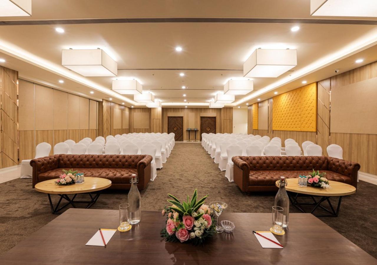 Bloom Hotel - 잘란다르 외부 사진